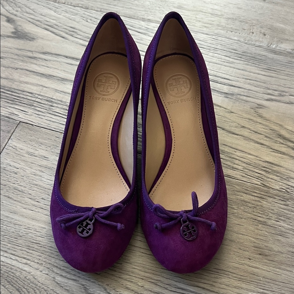 Tory Burch Suede Wedge Pumps with bow and logo charm